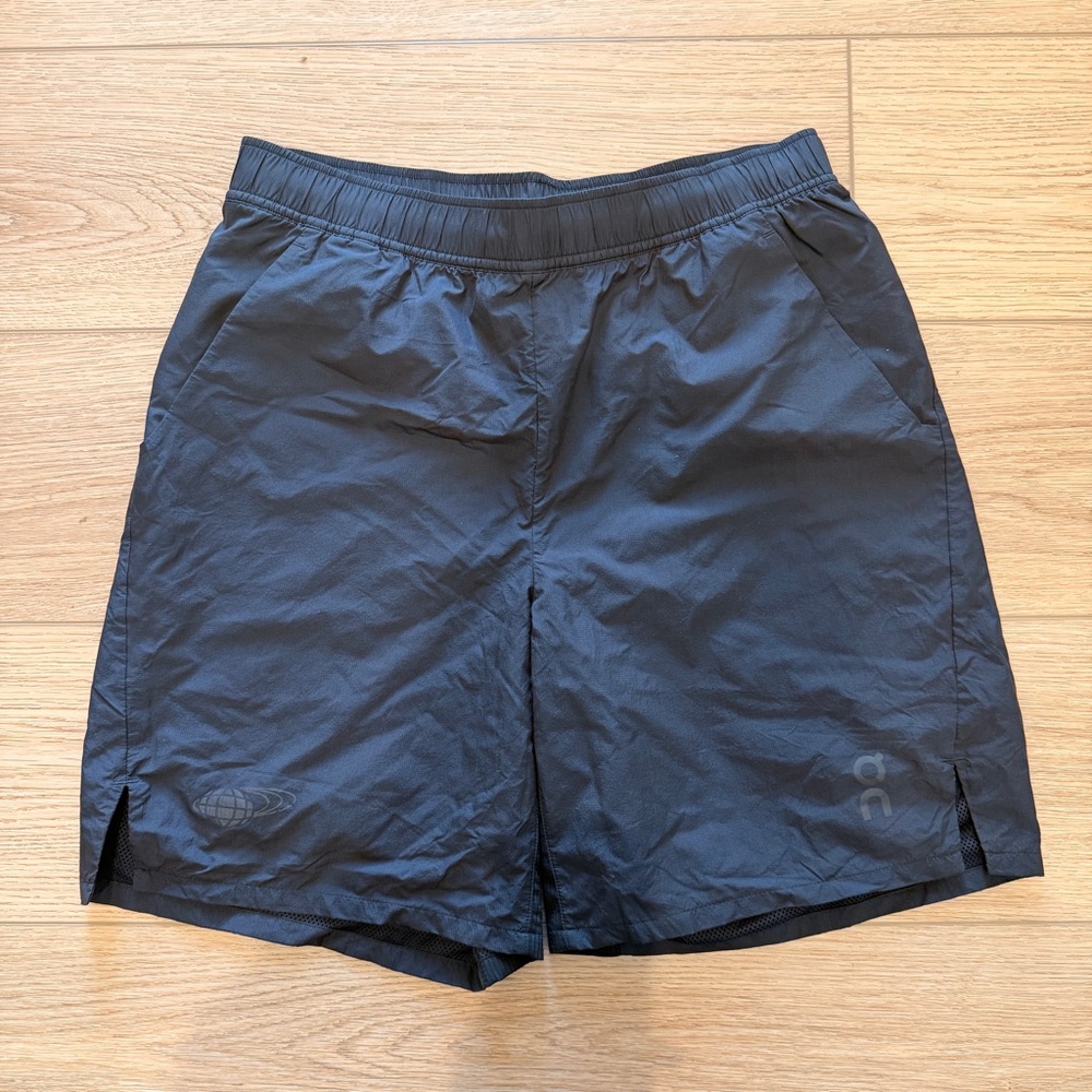 On Beams Running Shorts